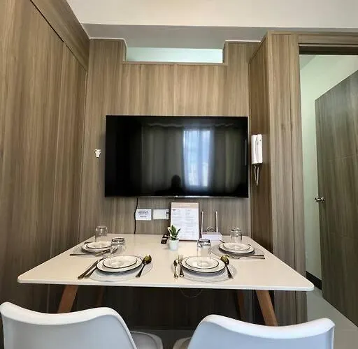 Apartamento 2br Solana Near Moa Picc Naia Manila