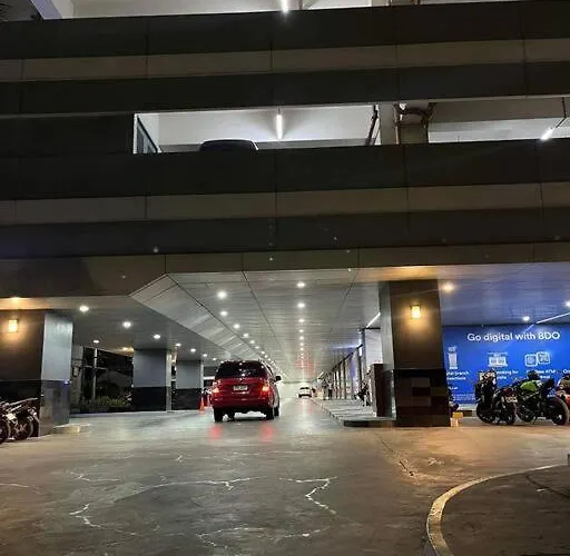 2br Solana Near Moa Picc Naia * Manila