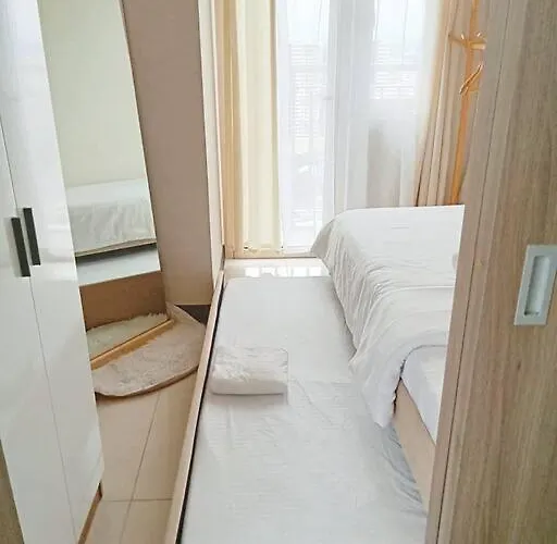 2br Solana Near Moa Picc Naia Manila