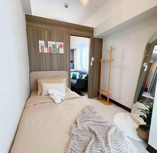 Apartamento 2br Solana Near Moa Picc Naia Manila