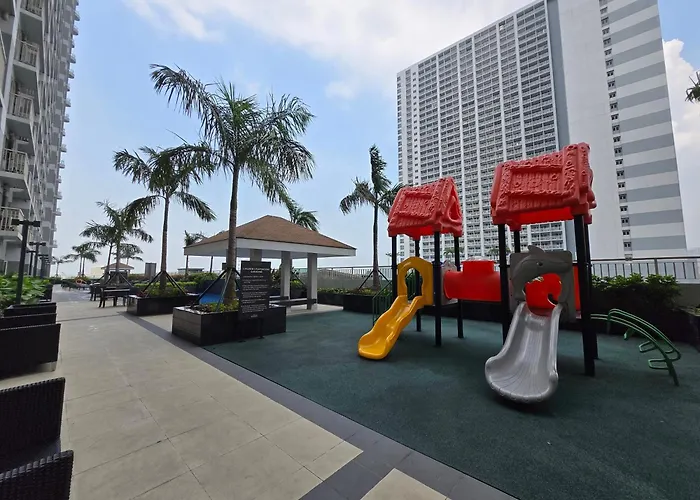 2br Solana Near Moa Picc Naia Manila